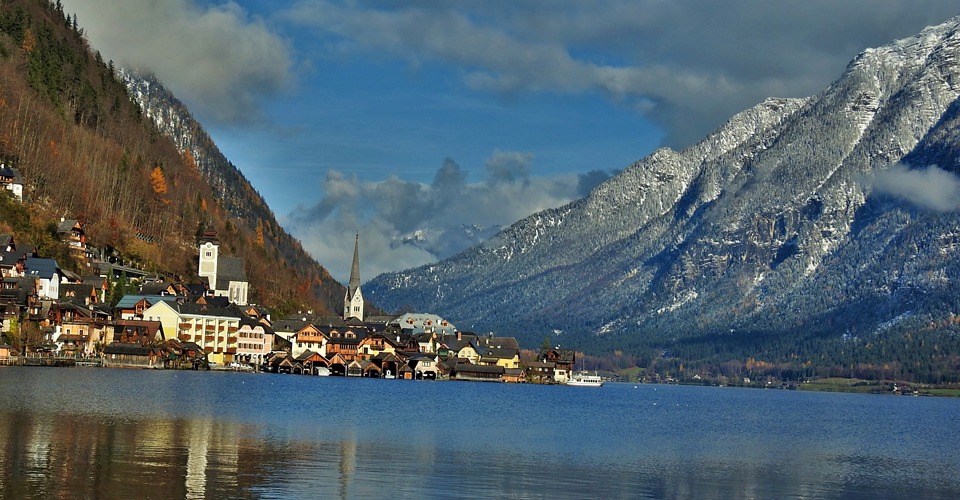 Hallstatt-Lake